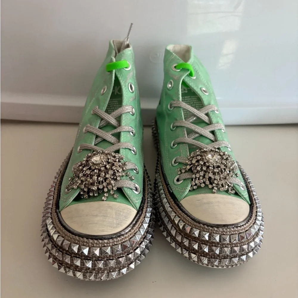 NWT NAN-KU Cruise Studded Hi Top Sneakers Size 39